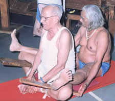 Yoga terapéutico Iyengar – Eco Reserva Waka Willka